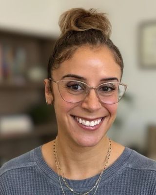 Photo of Helki Zeigler-Bruzzone, Marriage & Family Therapist Associate, AMFT, APCC
