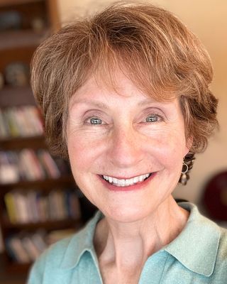 Photo of Lori Petrie, Clinical Social Work/Therapist, LCSW