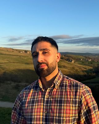 Photo of Waqas Maqsood, Counsellor, MA, MBACP