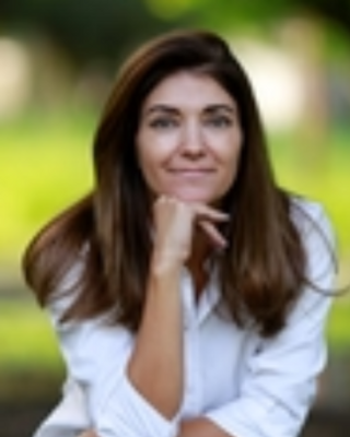 Photo of Cecilia Bezi, Counselor, LMHC
