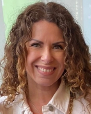 Photo of Liz Moshkovich, Clinical Social Work/Therapist in Lynbrook, NY
