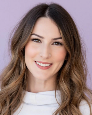 Photo of Bailey Phillips, Marriage & Family Therapist Associate, AMFT, APCC