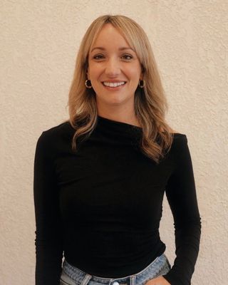 Photo of Julia McCarthy, Psychologist, MPsych, PsyBA Endorsed