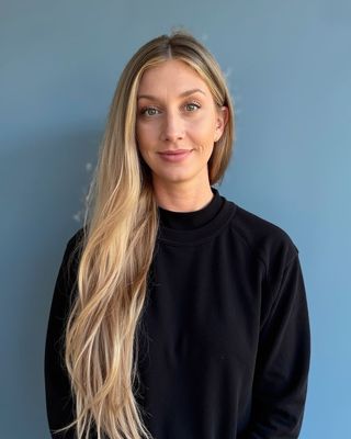 Photo of Elizabeth 'zabe' Pietzsch, Counselor, MA, LCMHC