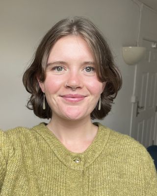 Photo of Gwen McCarthy, Psychotherapist, MBACP