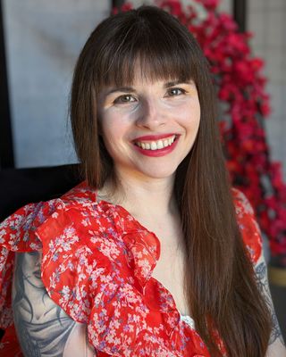 Photo of Giulietta Madrigal-Pingol, Marriage & Family Therapist, MA, MFT, CST