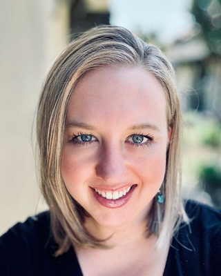 Photo of Christin Moon, Marriage & Family Therapist, LMFT