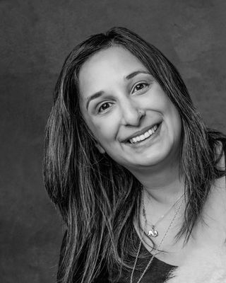 Photo of Nazie Meacham, Licensed Professional Counselor, MA, LPC, ATR-BC