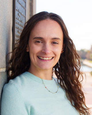 Photo of Maddie Robertson, Clinical Social Work/Therapist, LCSW