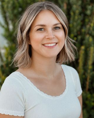 Photo of Jessica Bradshaw, Counselor, MS, ACMHC