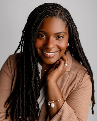 Photo of A. Crystal Ford, Clinical Social Work/Therapist, MSW, LCSW