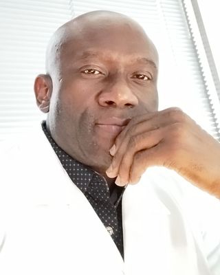 Photo of Alozie Amayaka, Psychiatric Nurse Practitioner, PMHNP
