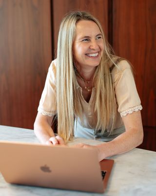 Photo of Marianne Johnson, Psychotherapist, MA, MUKCP