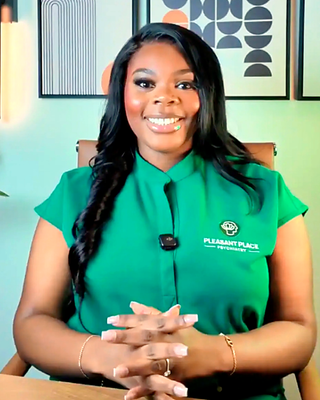 Photo of Dr. Ediomi 'edee' Oduwole, Psychiatric Nurse Practitioner, DNP, APRN, PMHNP