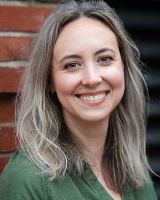 Photo of Sarah Logsdon, Clinical Social Work/Therapist, LICSW