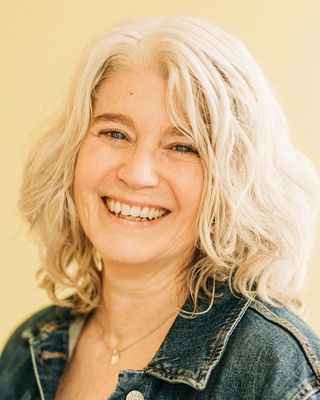 Photo of Dylan Ann Spradlin, Clinical Social Work/Therapist, MA, MSW, LICSW, LCSW