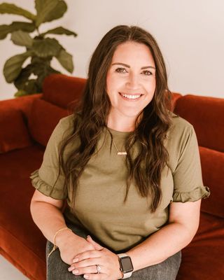 Photo of Julia Malone - Julia Malone | CA, AZ, VA Couple & EMDR Therapy, Marriage & Family Therapist, MA, LMFT