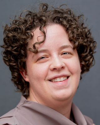 Photo of Leslie Ann Amador, Registered Psychotherapist (Qualifying)