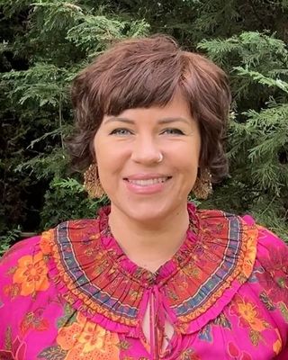 Photo of Eve Lilia, Licensed Mental Health Counselor Associate , MA, CHT