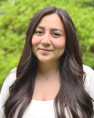 Photo of Natasha Omura, Marriage & Family Therapist Associate, MA, LMFTA