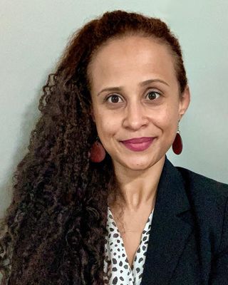 Photo of Moji Dabney, Psychiatric Nurse Practitioner, PMHNP