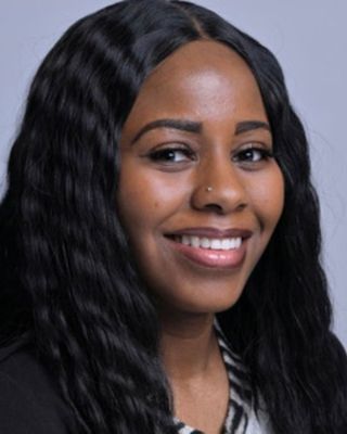 Photo of Jalinia Logan, Clinical Social Work/Therapist