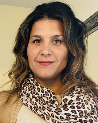 Photo of Vanessa Vannicola, MSW(c), AFM, BSW, BA, Registered Social Worker