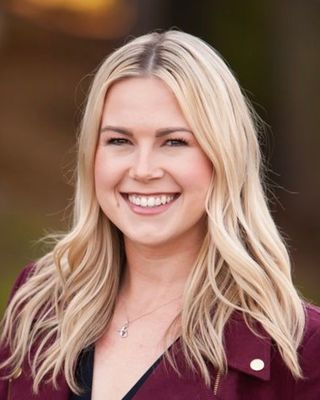Photo of MacKenzie Dressing - Lifebulb Counseling, Marriage & Family Therapist, LMFT