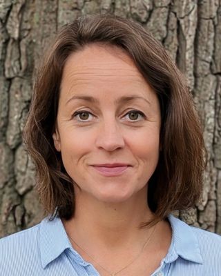 Photo of Faenia Moore, Psychotherapist, MA, MUKCP