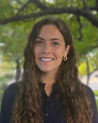 Photo of Lyndee Ledesma, Pre-Licensed Professional