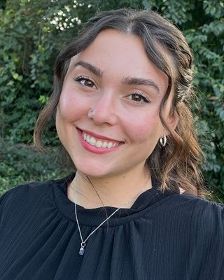 Photo of Haley Engelman, Pre-Licensed Professional, LSW