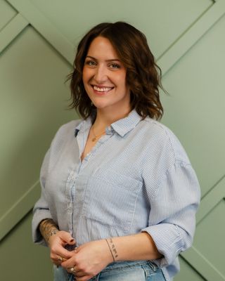 Photo of Alexis Knight, Clinical Social Work/Therapist, MSW, RSW