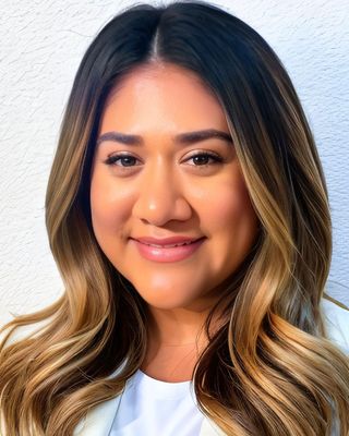 Photo of Stephanie Mendoza, Counselor, LPC