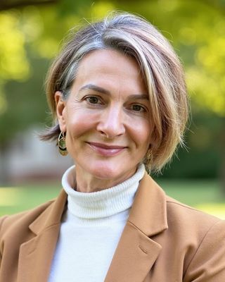 Photo of Annette Barnett, Marriage & Family Therapist, MA, LMFT
