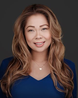Photo of Anna Lisa Bambury, Registered Provisional Psychologist, MACP, CCC, RP-Q, CT, CCTP-II