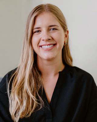 Photo of Megan Fishback, Marriage & Family Therapist Associate in 90277, CA