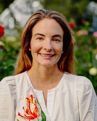 Photo of Tara Wong, Clinical Social Work/Therapist, LCSW