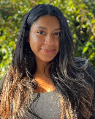 Photo of Ashley Rendon, Marriage & Family Therapist Associate in Naples-Marina Area, Long Beach, CA