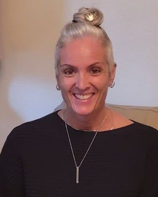 Photo of Rae Miller, Licensed Professional Counselor in Pierce County, WA