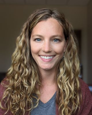 Photo of Megan McCraw, Clinical Social Work/Therapist, LCSW, LCAS, CYT
