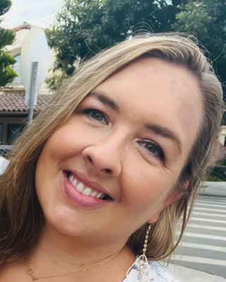 Photo of Laura Rochelle, Clinical Social Work/Therapist, LCSW
