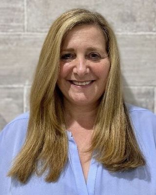Photo of Ellyn Singer, Marriage & Family Therapist, PsyD, MFT, RN
