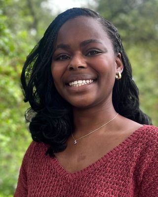 Photo of Busola Akinniranye, Marriage & Family Therapist Associate, LMFT-A