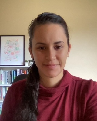 Photo of Leila Osman, Registered Psychotherapist in Ottawa, ON