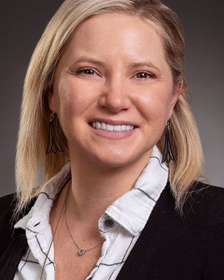 Photo of Ashley Ross, Licensed Professional Counselor in Wauwatosa, WI