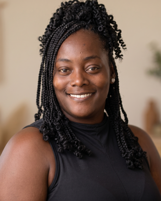 Photo of Shneka Hunter, Psychiatric Nurse Practitioner, PMHNP
