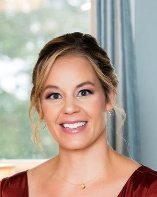 Photo of Lindsay Roberts, Licensed Professional Counselor, MA, LPC