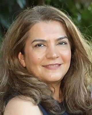 Photo of Maryam Varamini, Pre-Licensed Professional