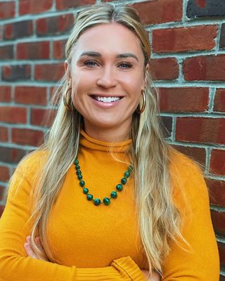 Photo of Chloe Maleski, Clinical Social Work/Therapist, MA, LMSW