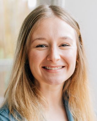 Photo of Arden Howard, Marriage & Family Therapist Associate, MA, LMFTA